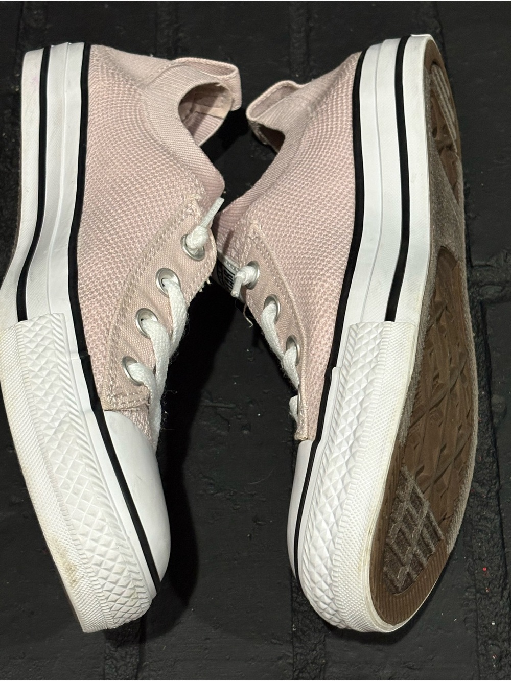 Converse All Star Low-Top Sneakers in Light Pink and White - Picture 2 of 6